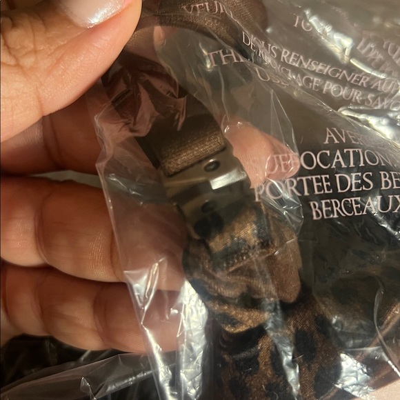 Victoria Secret Lightly Lined Full-Coverage Bra- Body by Victoria - Picture 9 of 10